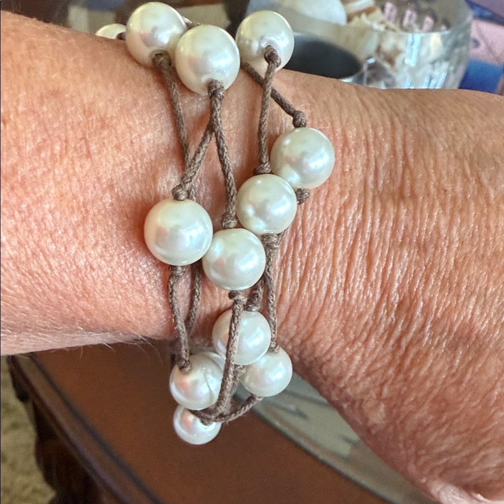 Boho Pearl Cord Bracelet Brown Woven Toggle Closure 7.5” Layered